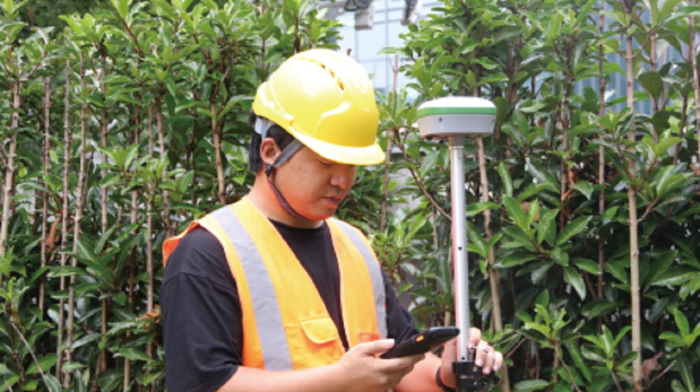 Tianbao Naite Integrated Measurement Receiver R26 Built-in Inertial Navigation Module Geodetic Surveying and Setting Out