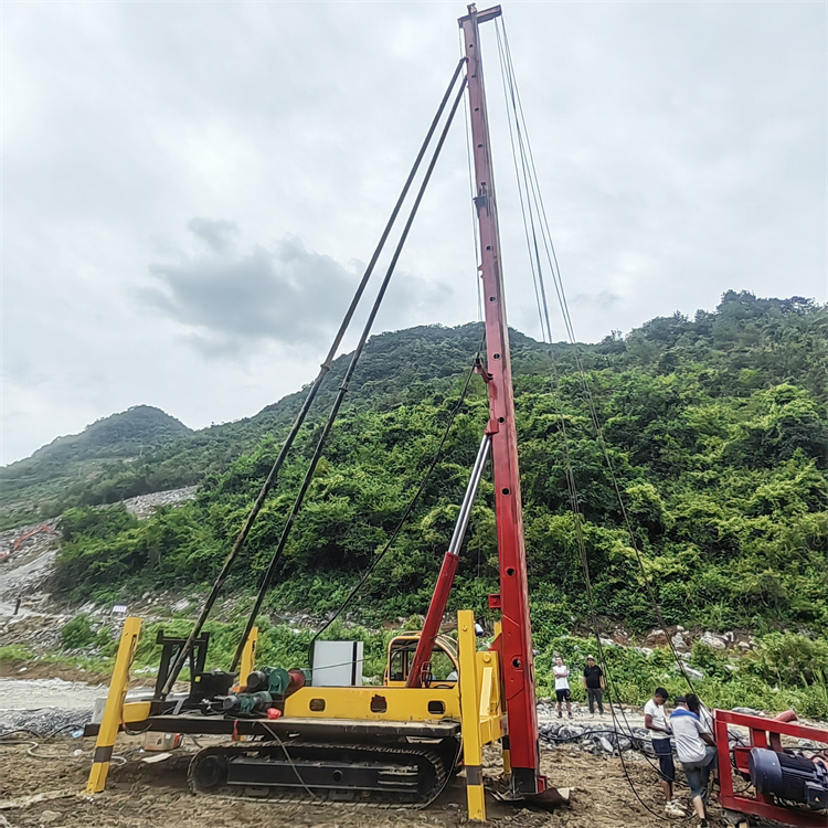 20 meter CFG crawler pile driver hydraulic dual power head construction site drilling machine foundation long spiral drilling machine