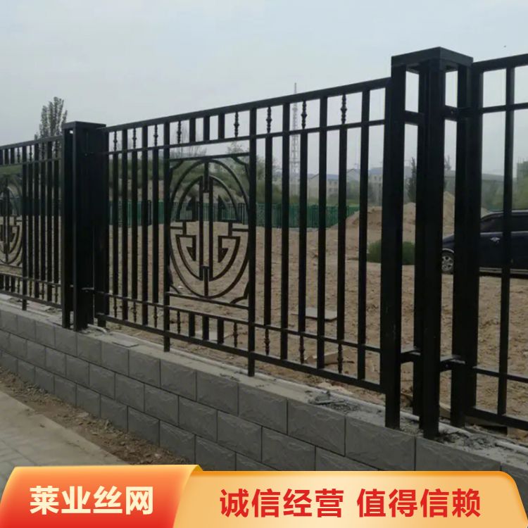 厂家定制 热镀锌 工厂小区 铁艺围栏 铁艺护栏 大门 样式新颖
