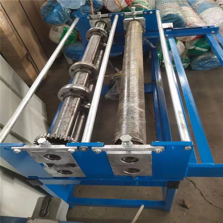 Fully automatic flat plate cutting and slitting machine, color steel plate adhesive shaft longitudinal cutting and slitting equipment