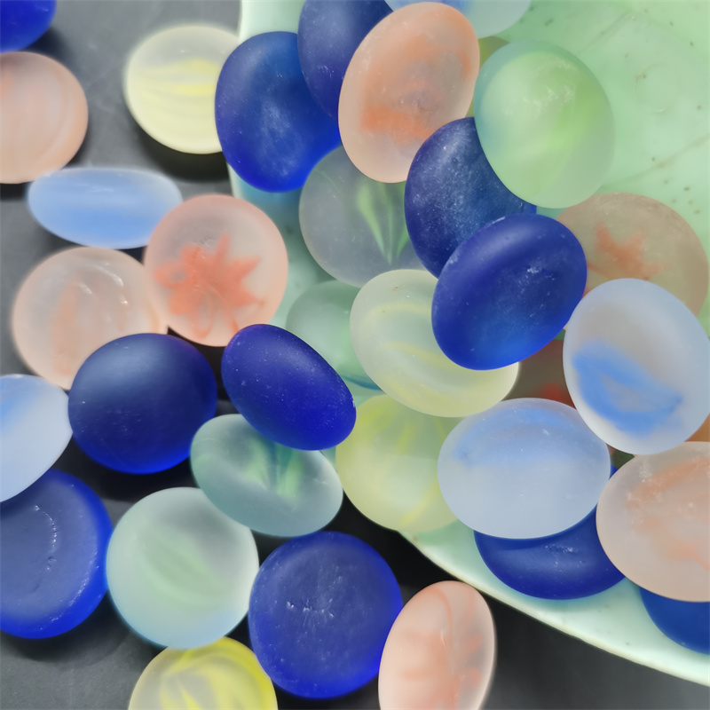 Supply frosted glass flat beads for landscape design, bulk decoration, and landscaping glass beads