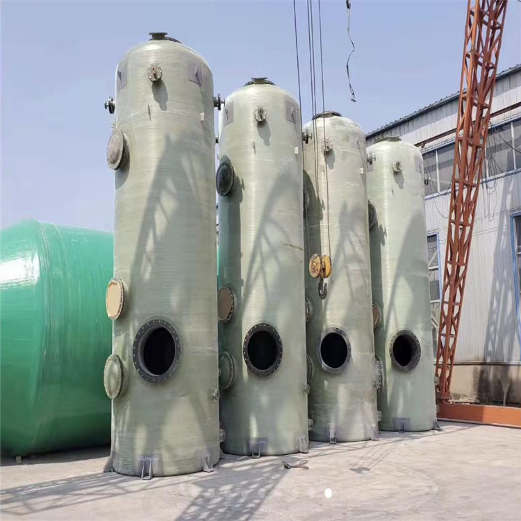 Fiberglass horizontal storage tanks have excellent processability and can transport various media