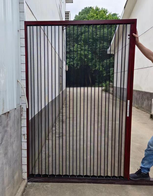 Trackless invisible screen door, folding screen door, screen window door, retractable and sliding aluminum alloy frame, mosquito proof and sand resistant window door