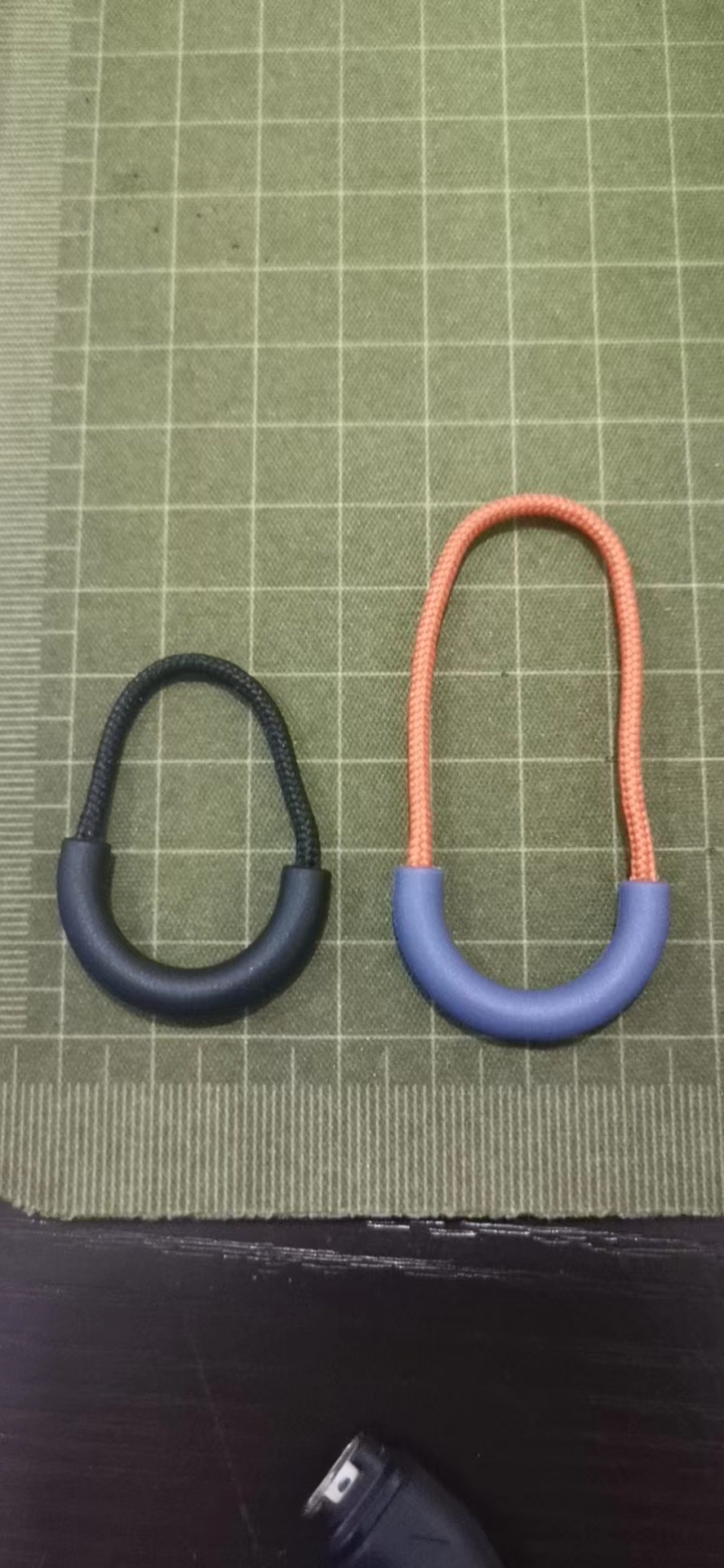 Zipper pull tab, handle pull loop, plastic injection pull tab, TPU pull loop, rope