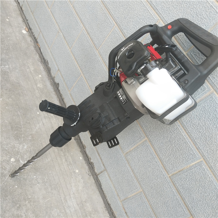 Two stroke gasoline pickaxe Xinchen multifunctional stone drilling machine internal combustion impact drill