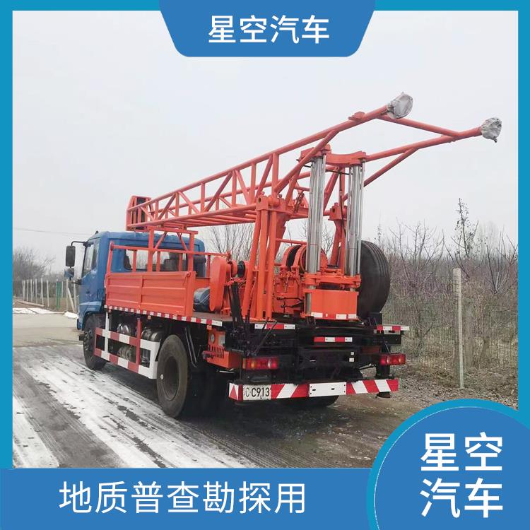 Mobile drilling locomotive hydrogeological water well hydraulic oil heat dissipation system supports staging
