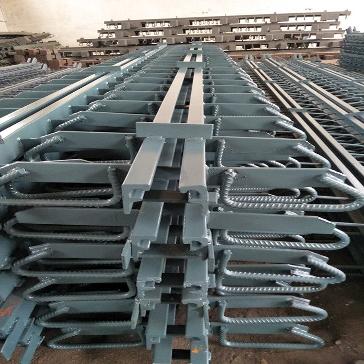 GQF桥梁伸缩缝 调节车辆荷载与建筑材料引起的上部结构位移和联结