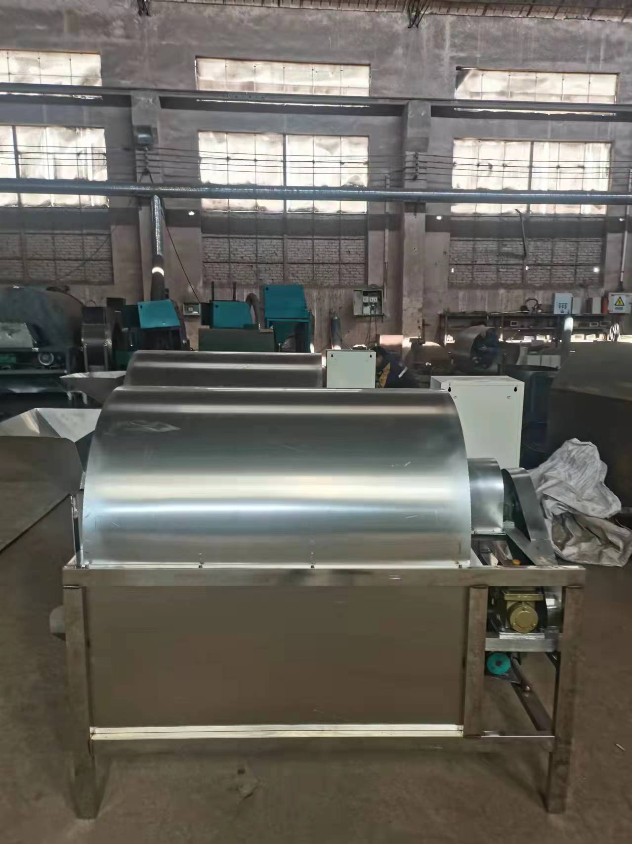 Large filling frying machine, drum frying pan, electromagnetic heating, horizontal stirring frying pan