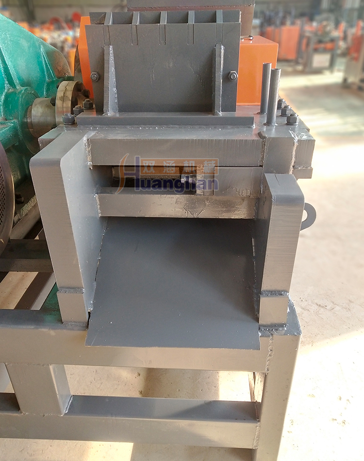 Double head threaded steel bar cutting machine, cutting waste bent steel bars, box type cutting machine, disorderly steel bar cutting and cutting machine