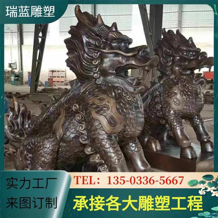 Cast iron imitation copper pixiu floor decoration, large copper unicorn sculpture, cast copper animal copper pixiu