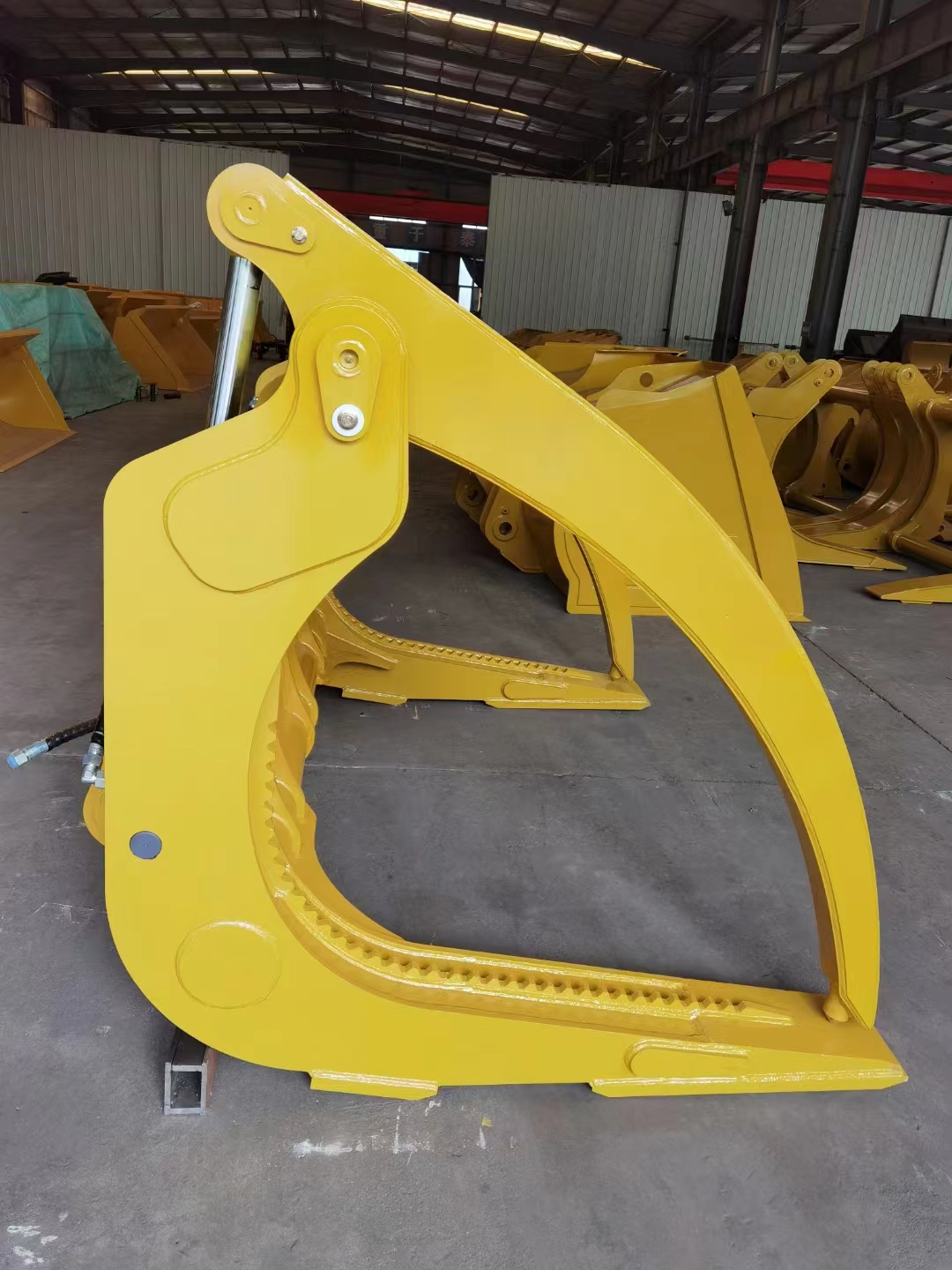 XCMG LW600KN Anti slip Clamp Loader Bucket Assembly Transmission Assembly