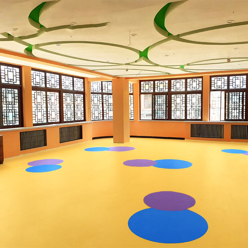 Runxiu multi-layer composite roll material dense bottom, environmentally friendly, anti slip, fireproof PVC plastic floor, kindergarten floor adhesive