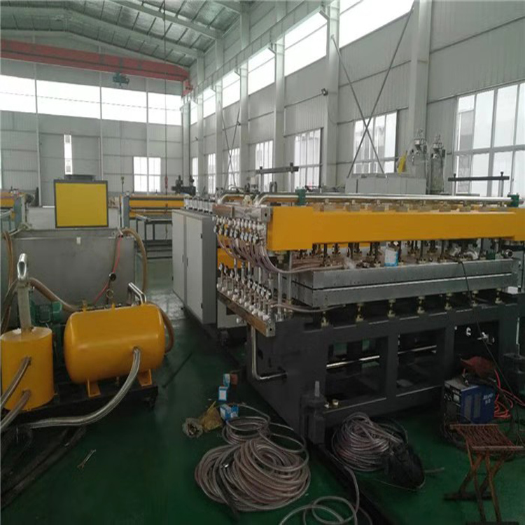 Tenghai PC Sunlight Board Equipment Plastic Hollow Board Production Line Daylight Board Machine