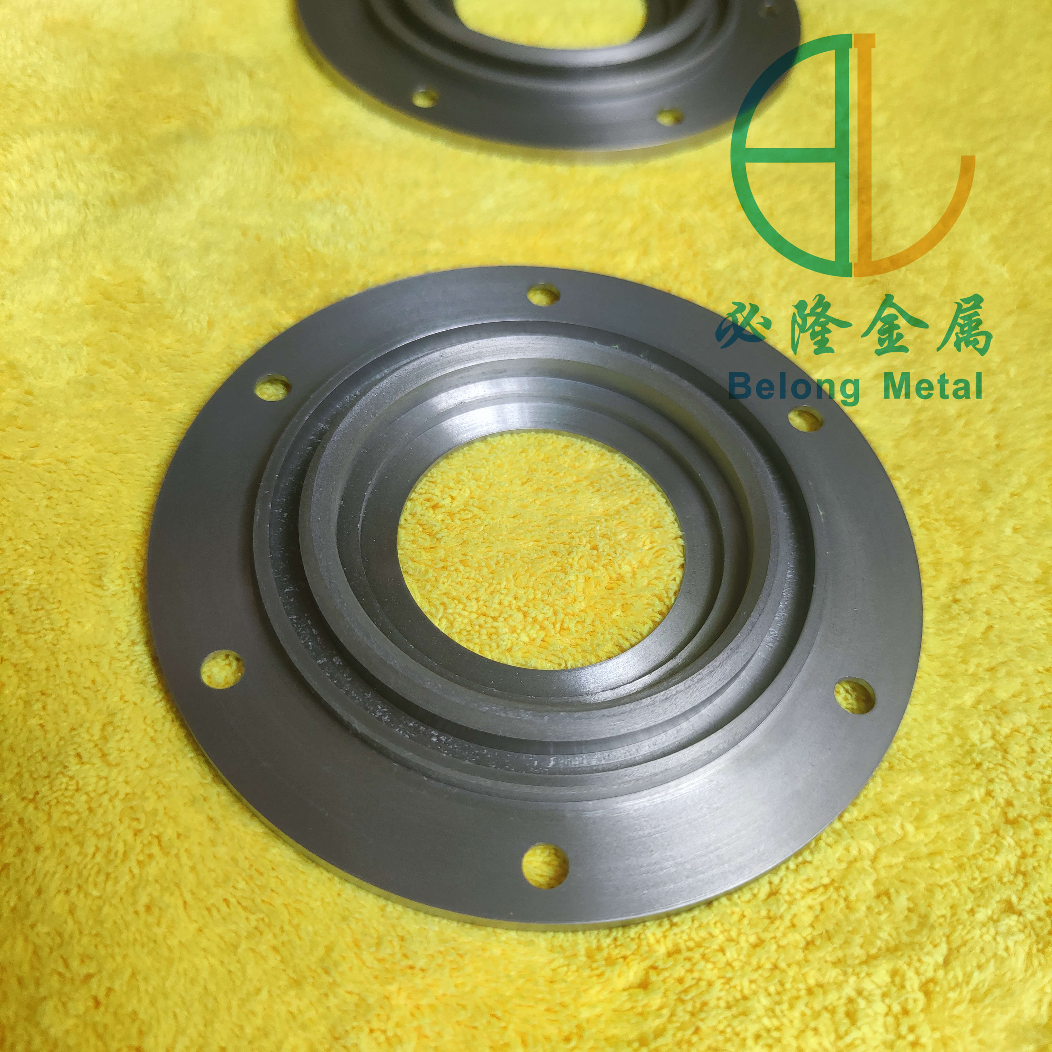 CVD molybdenum holder, supporting molybdenum chuck, pure molybdenum table, molybdenum round table, processed according to the drawing