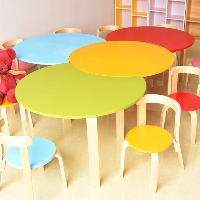 Kindergarten desks, children's tutoring classes, training classes, early education desk combinations, primary school students' painting and art classes, desks and chairs, solid wood