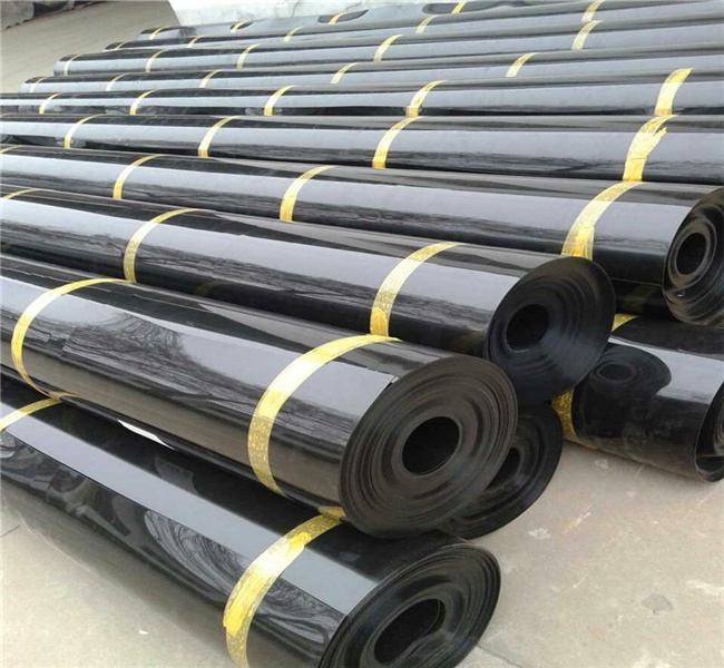 Manufacturer's spot fish pond anti-seepage film waterproof board septic tank biogas tank black hdpe geomembrane Yingyue