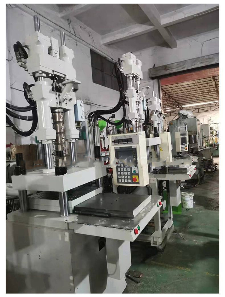 Transfer of 15 tons of second-hand vertical injection molding machine, 45 grams of injection molding machine, 1.5t150 beer machine