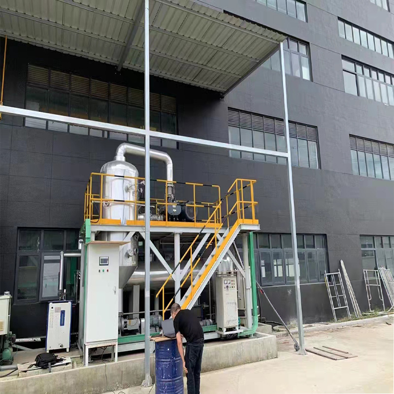 The forced circulation concentration equipment of the MVR evaporator has a simple cleaning operation for falling film crystallization without dead corners