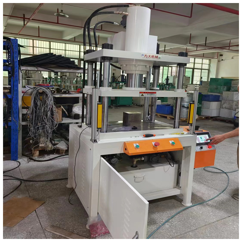 Four pillar aluminum product punching machine, zinc alloy flying edge machine, magnesium aluminum product cutting machine