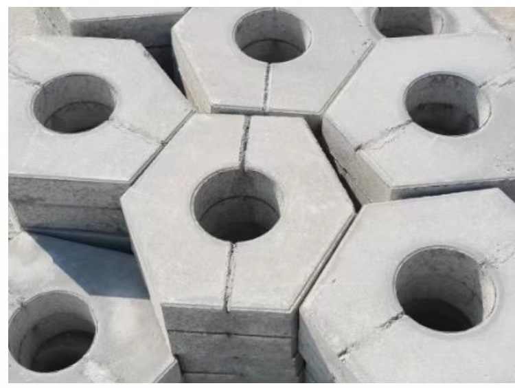 River slope protection bricks, hexagonal bricks, hexagonal blocks, parking spaces, grass planting bricks, lawn bricks, ecological chain bricks, community greening bricks