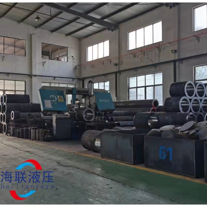 The cement hydraulic pile breaker for circular and square piles of bridges supports customization