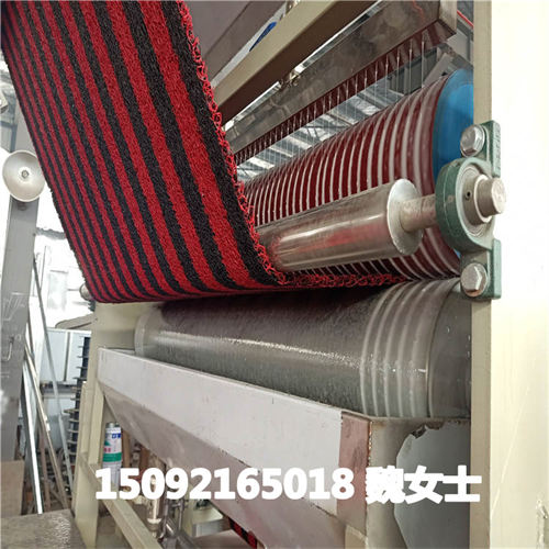 PVC anti slip plastic spray silk carpet production line dual color silk circle car foot pad production equipment