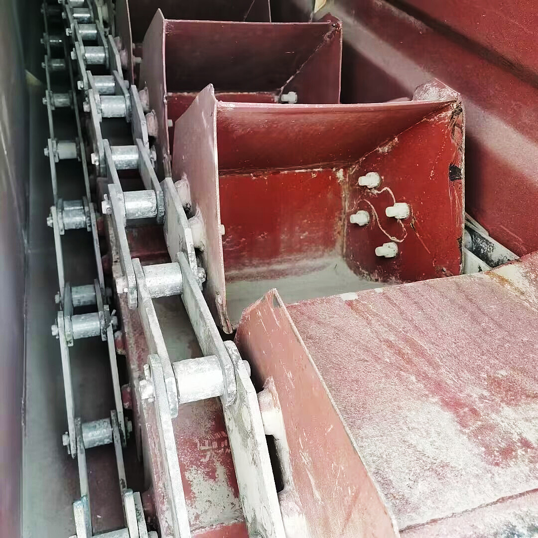 Used 90% new NE100 plate chain bucket elevator chain bucket material vertical lifting equipment