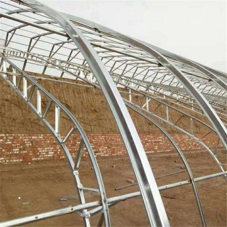 The installation design of a new type of greenhouse greenhouse with a few steel frames, material Q345C, has a long service life