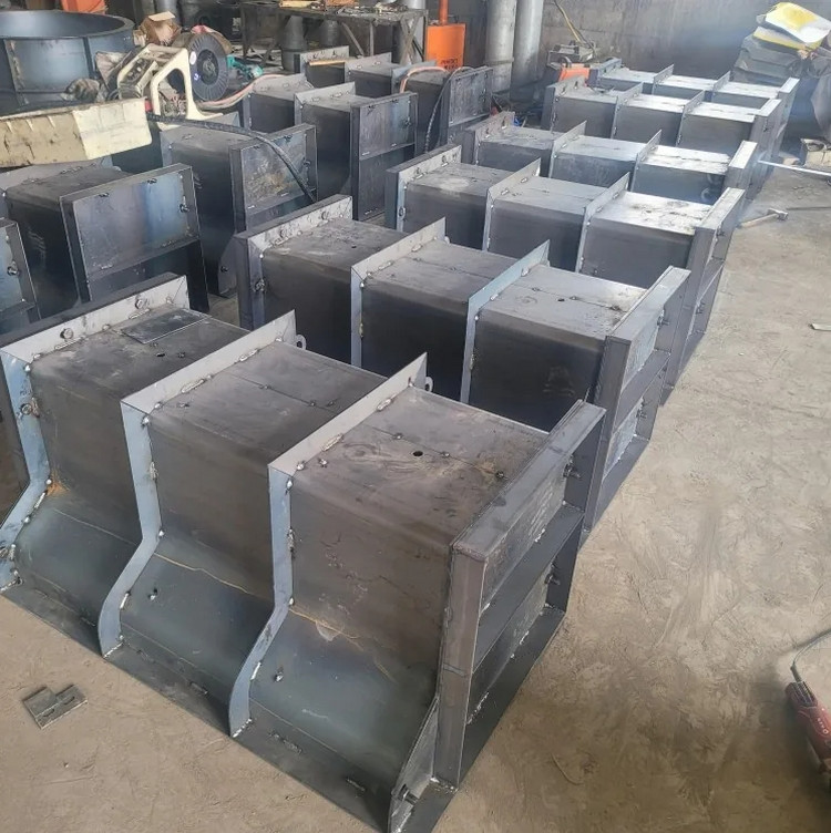 亿源供应 汽车模具定制 精密冲压工艺 车门内饰件成型 现货