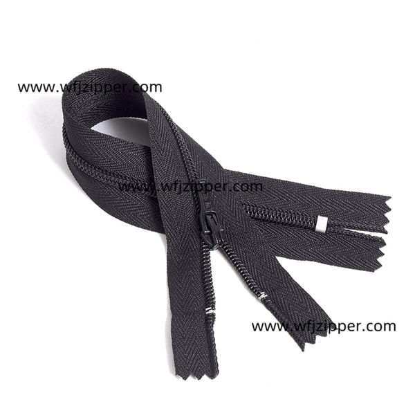 Manufacturer 3 # 5 nylon zipper with different color stitching, open-end zipper, home textile clothing, contrasting color zipper wholesale