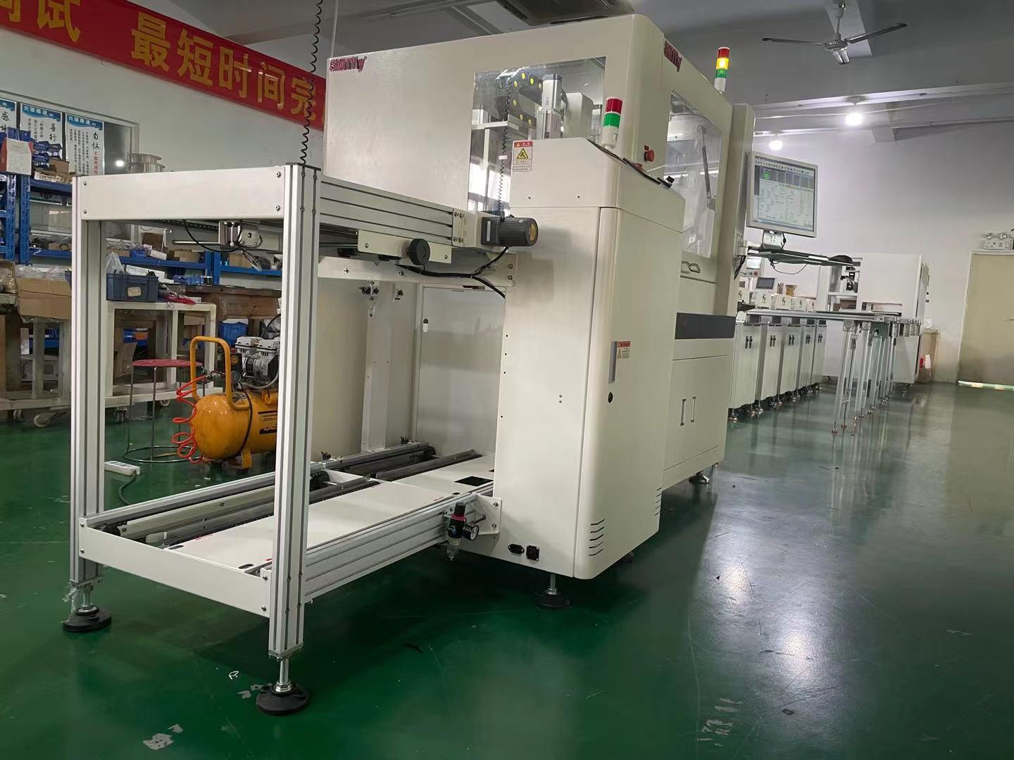 Fully automatic circuit board without the need for manual milling cutter, automatic alignment of board splitting machine equipment, intelligent error correction