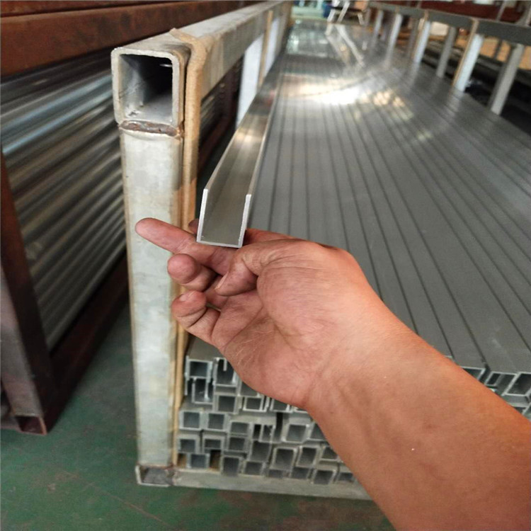 L-shaped angle aluminum 90 degree unequal angle aluminum profile 6063/6061 triangular aluminum alloy angle steel 40 * 80 * 4