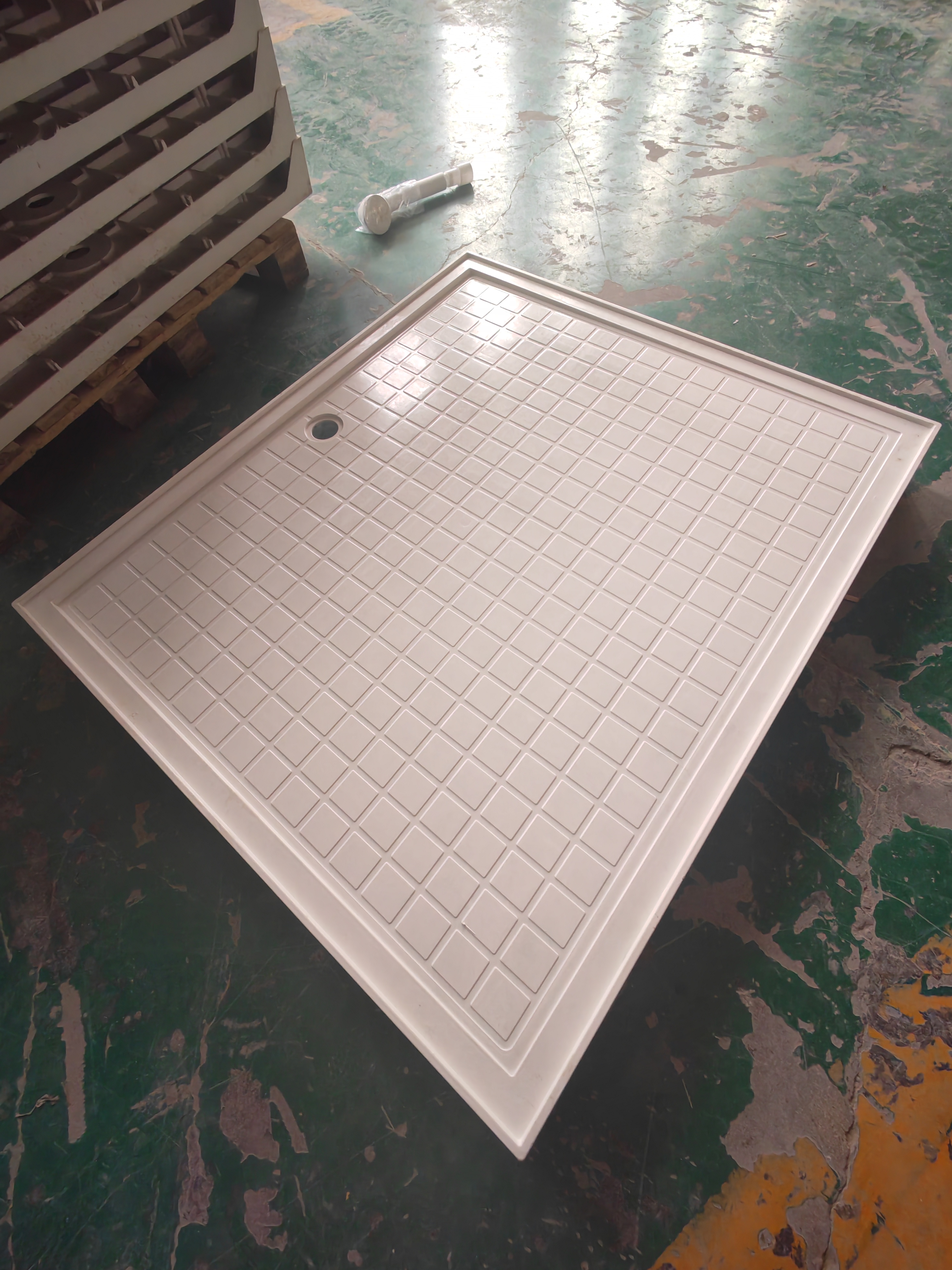 Glass fiber reinforced plastic SMC molded shower room base, mobile board room, shelter, shower room, thickened base