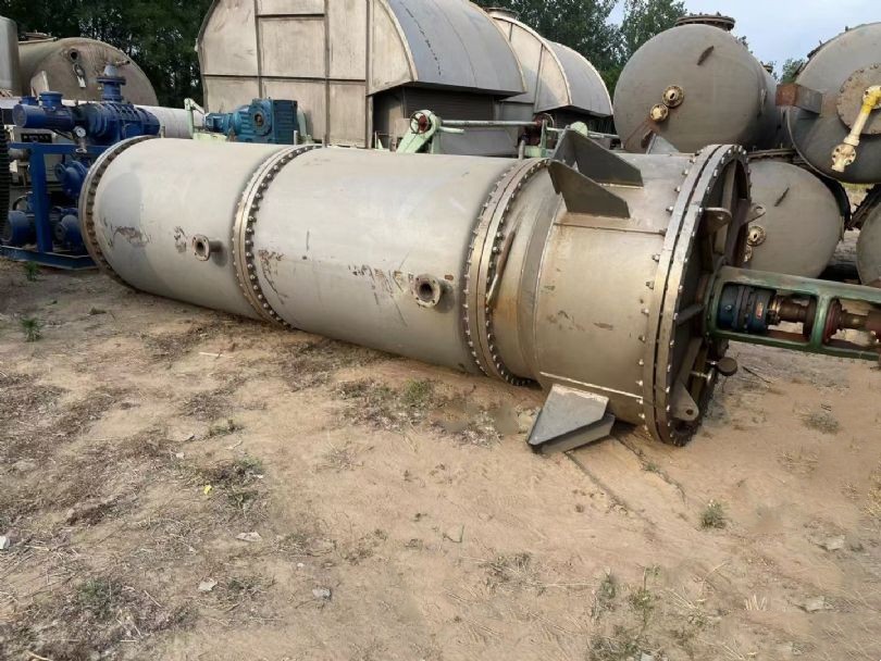 Used 8 square meter scraper film evaporator 316 material sewage treatment and environmental protection equipment