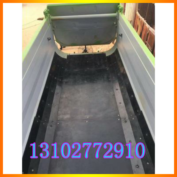 The bottom plate of Zhonghao's rear eight wheel carriage is used for pulling stones, and the thickened sliding plate of the carriage is not blocked with materials