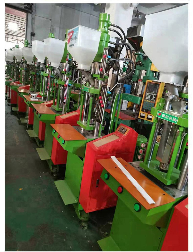 Transfer of 15 tons of second-hand vertical injection molding machine, 45 grams of injection molding machine, 1.5t150 beer machine