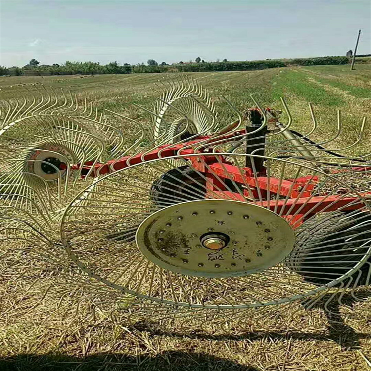 Rake Machinery 6-disc New Type Suspension Finger Disc Harvesting and Forage Straw Picker Round Bundling Machine