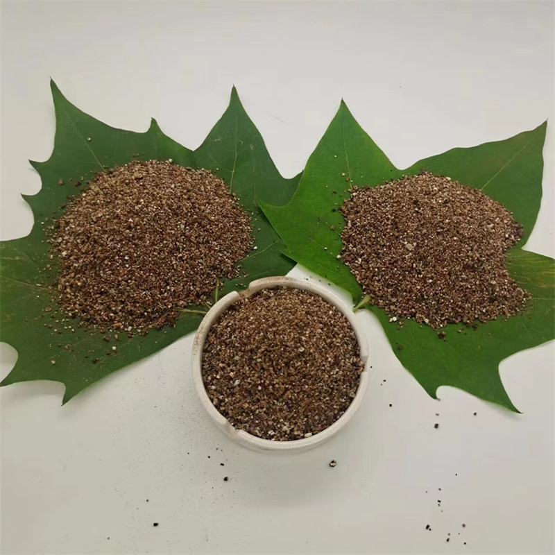 Wholesale of 40-60 mesh vermiculite particles as insulation material by Chuanxin manufacturer, golden vermiculite