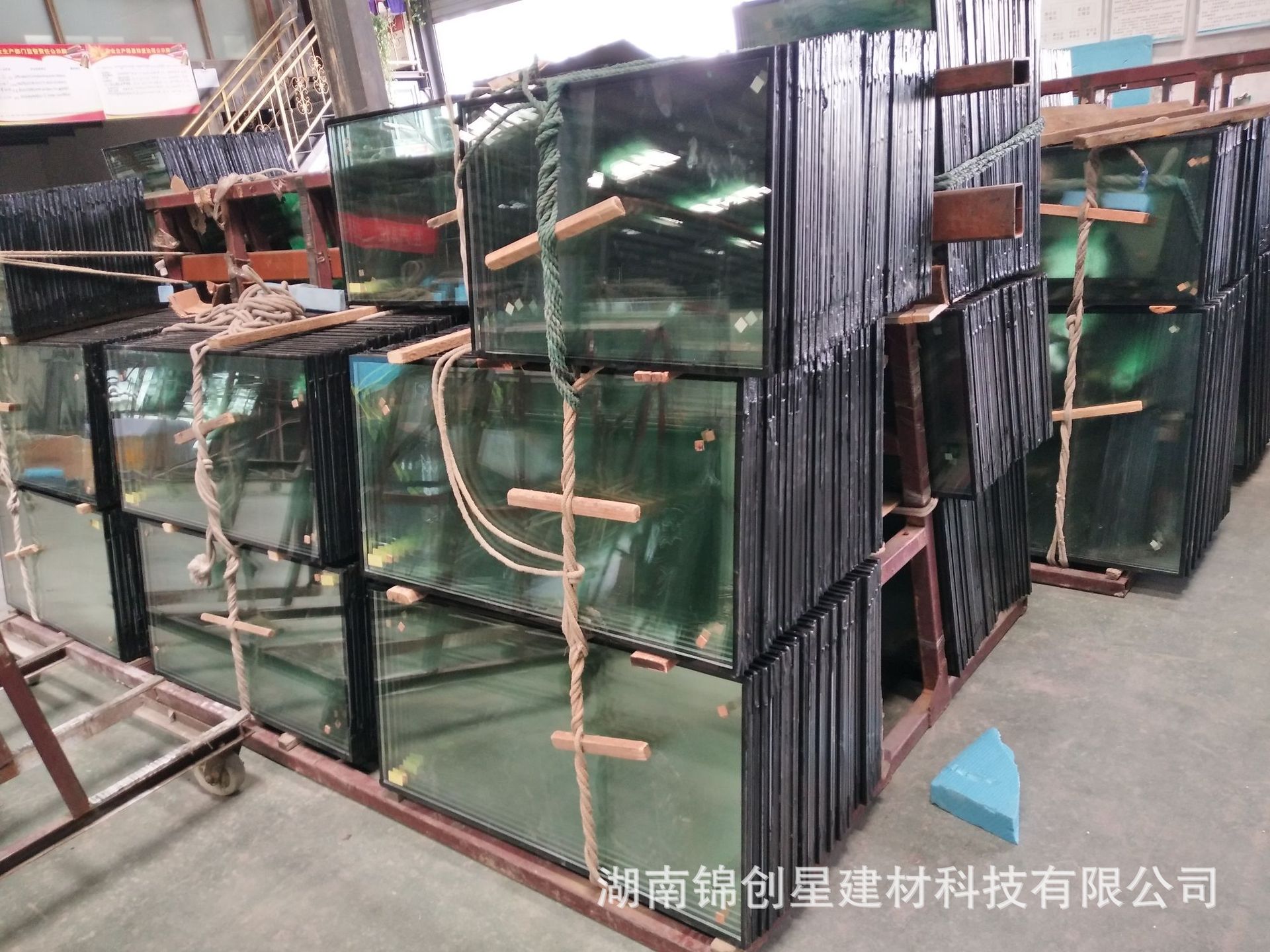 Manufactured by the manufacturer to produce hot bending shaped glass, curved glass, bent glass, tempered hot bending glass, and customized processing