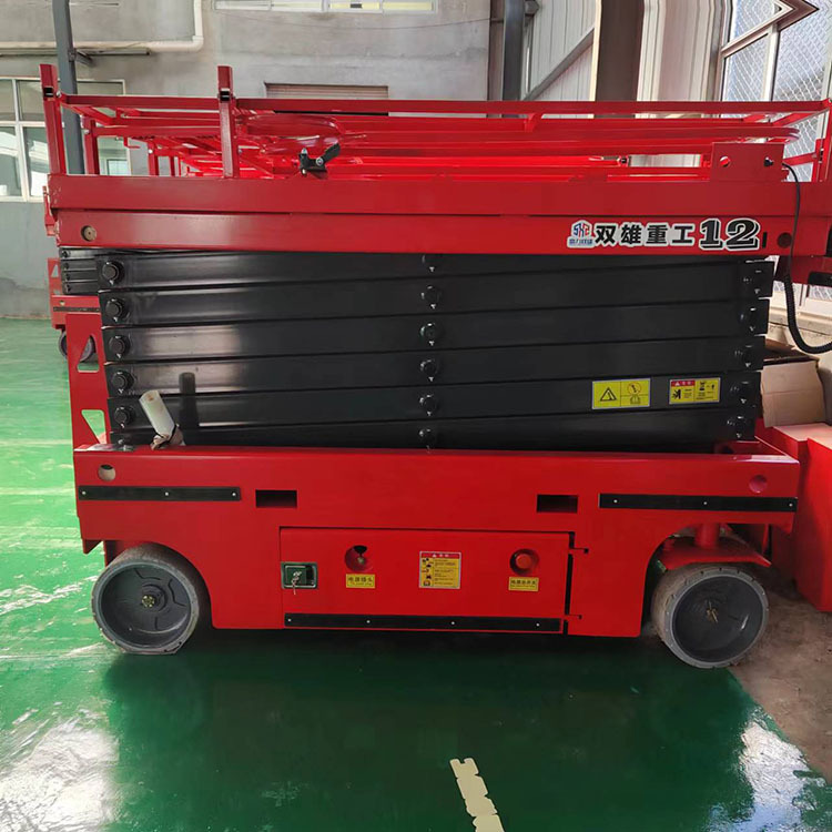 Mobile scissor lift high-altitude work platform electric maintenance vehicle hydraulic cargo elevator traction lifting platform reclaimer