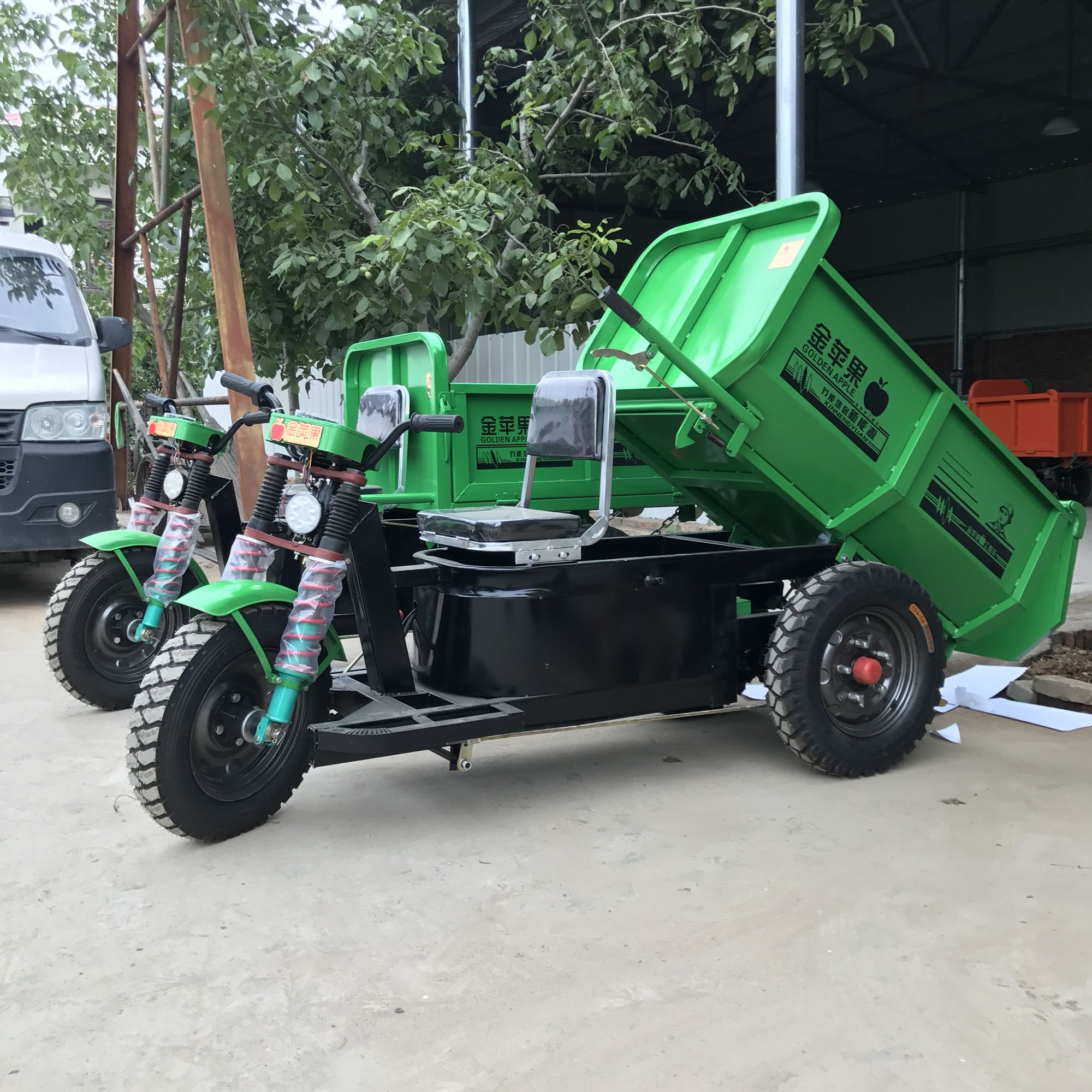 Customized electric three wheel truck construction site mortar dump truck brick truck agricultural tipper truck