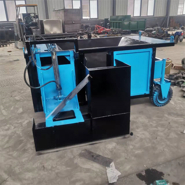 High speed road water barrier molding machine Diesel road shoulder cement curbstone extrusion molding machine