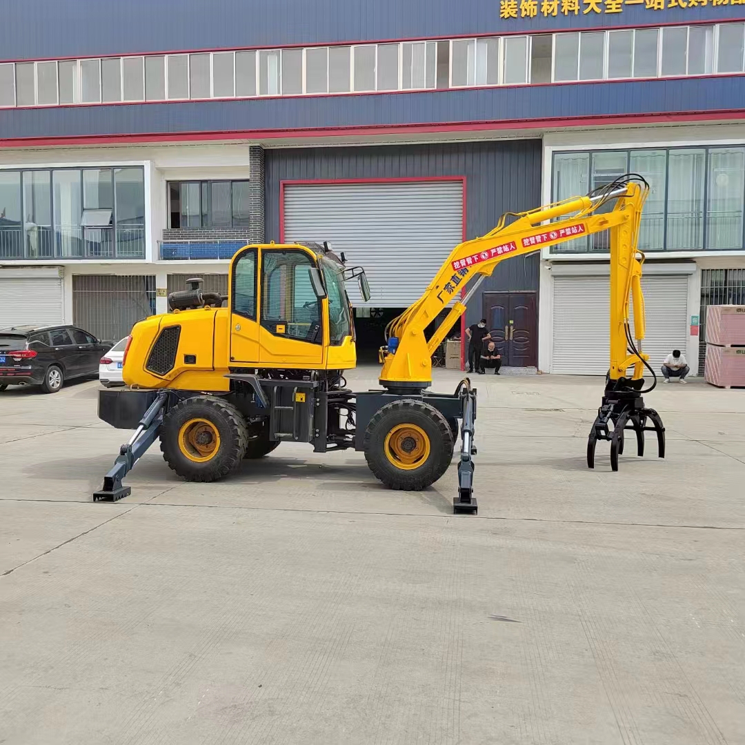 Wheel type wood grabbing machine, small loader, forklift modification, excavator grabbing machine, wood gripper, four-wheel drive 360 rotating grab arm