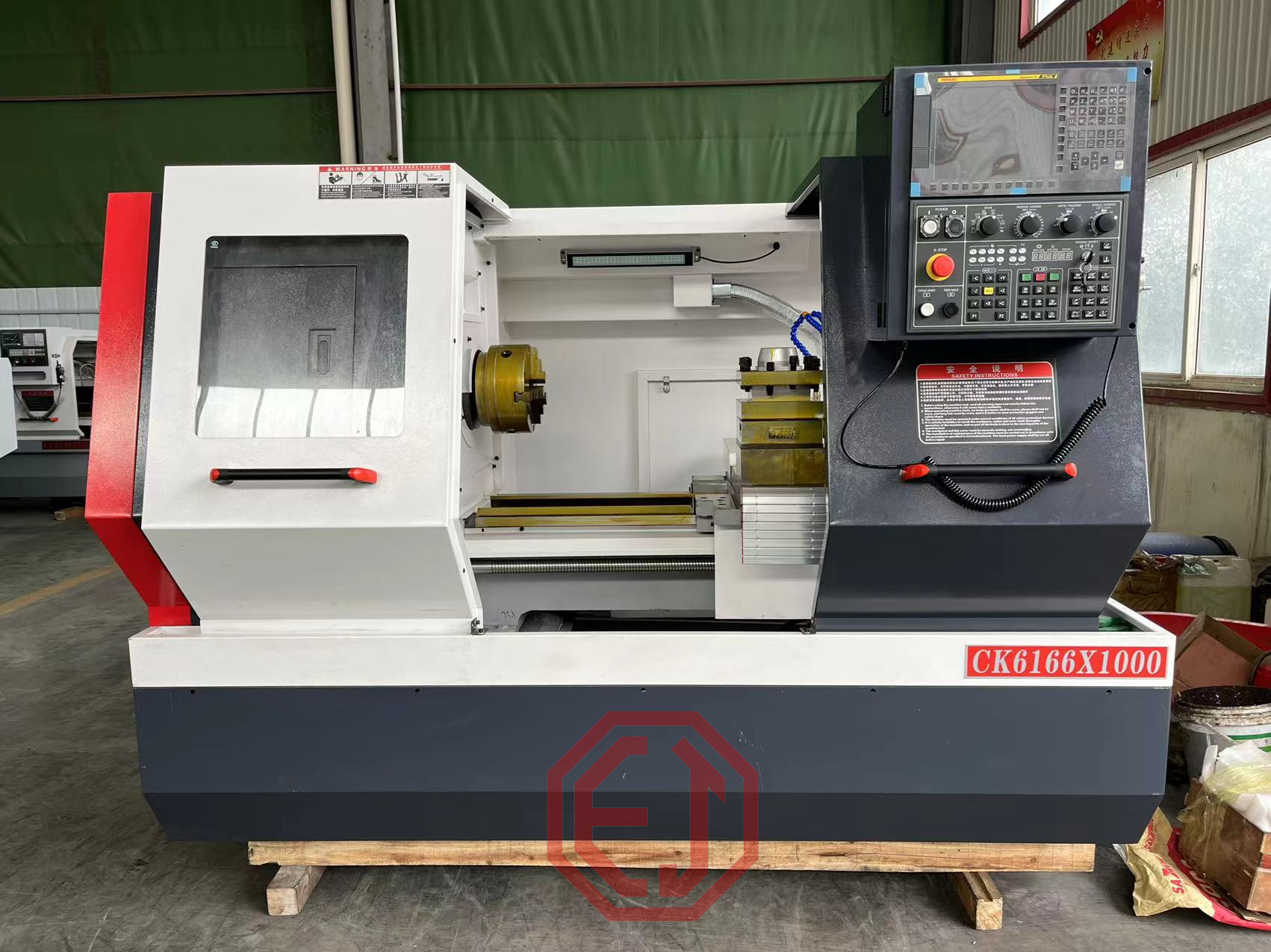 Two machine tool CK6166 CNC lathe metal cutting high-precision integrated bed