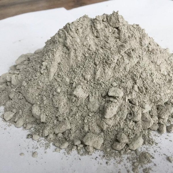 Corundum castable has high chromium content and good corrosion resistance. Refractory materials for lining of garbage incinerators