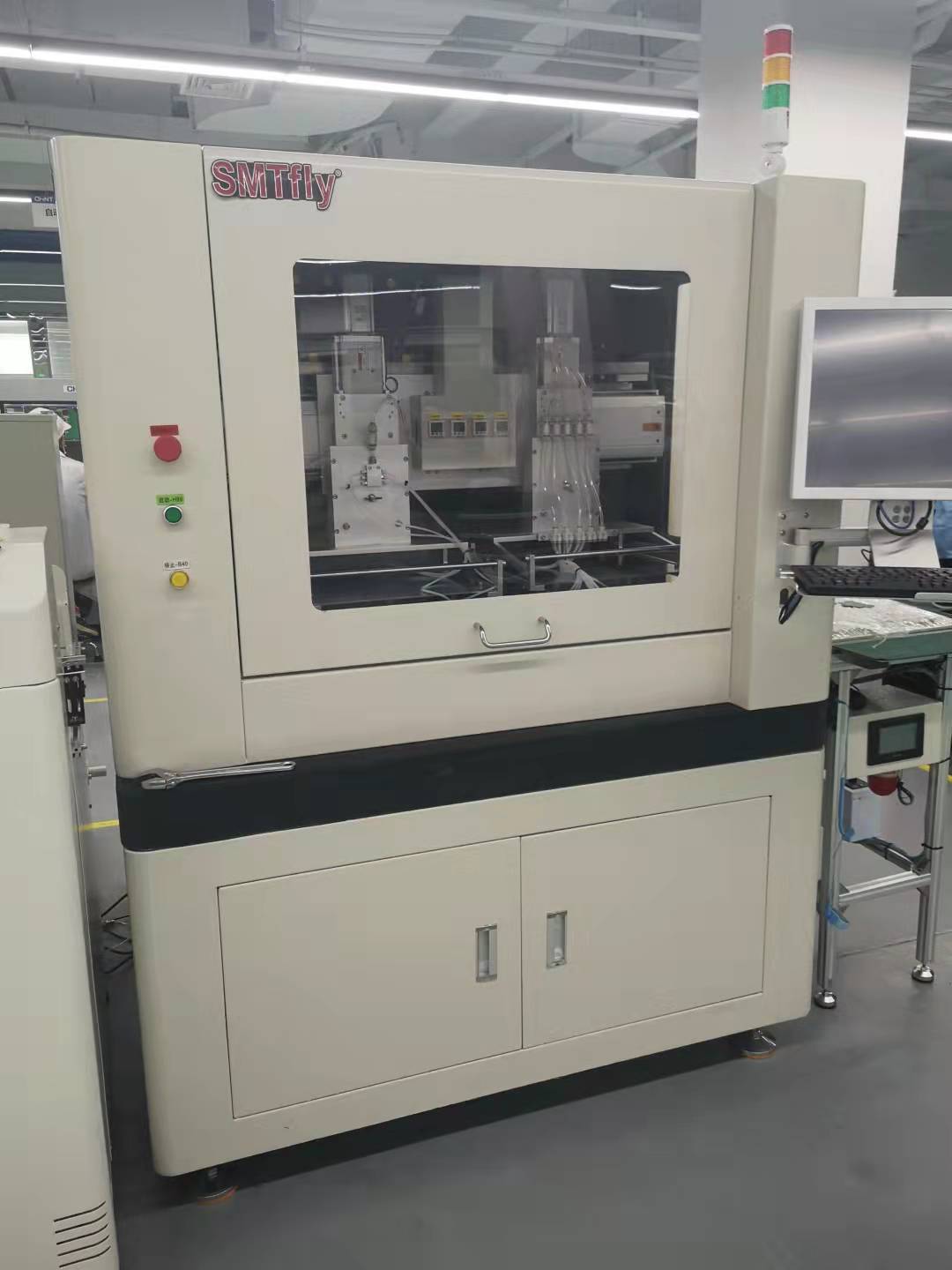 The application of fully automatic online circuit board milling and cutting machine for PCB connection points