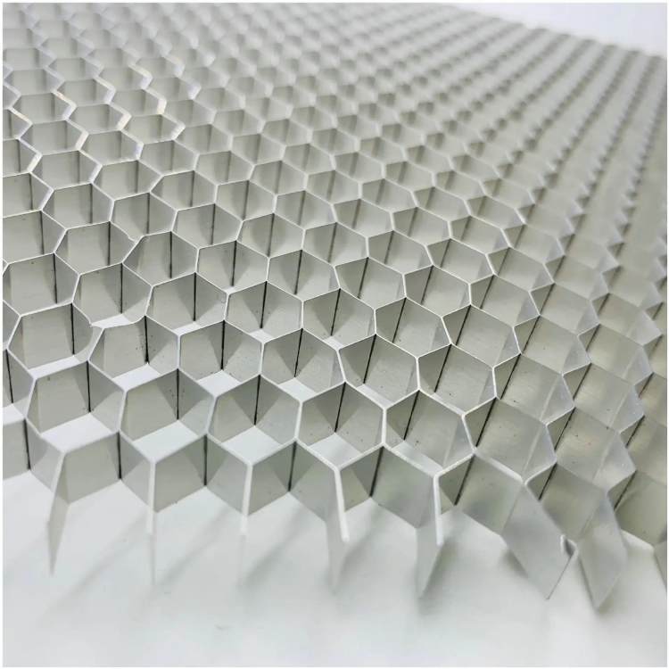 经久耐用 金属铝蜂窝芯 0.036mm厚 建筑隔断用材 质量保证