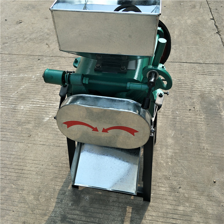 Double roller soybean flattening machine Xinchen electric small soybean flattening machine Gaoliang grinder