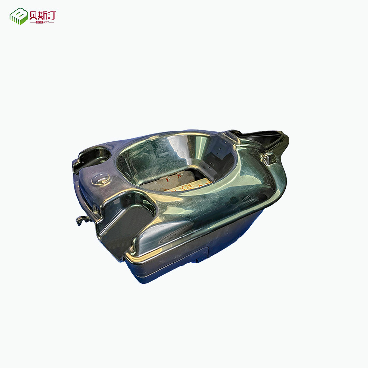 The shell of the nest pulling net boat is made of thick plates, which are vacuum molded. The plastic shell of the bait boat is made of thick sheets, which are vacuum molded with ABS