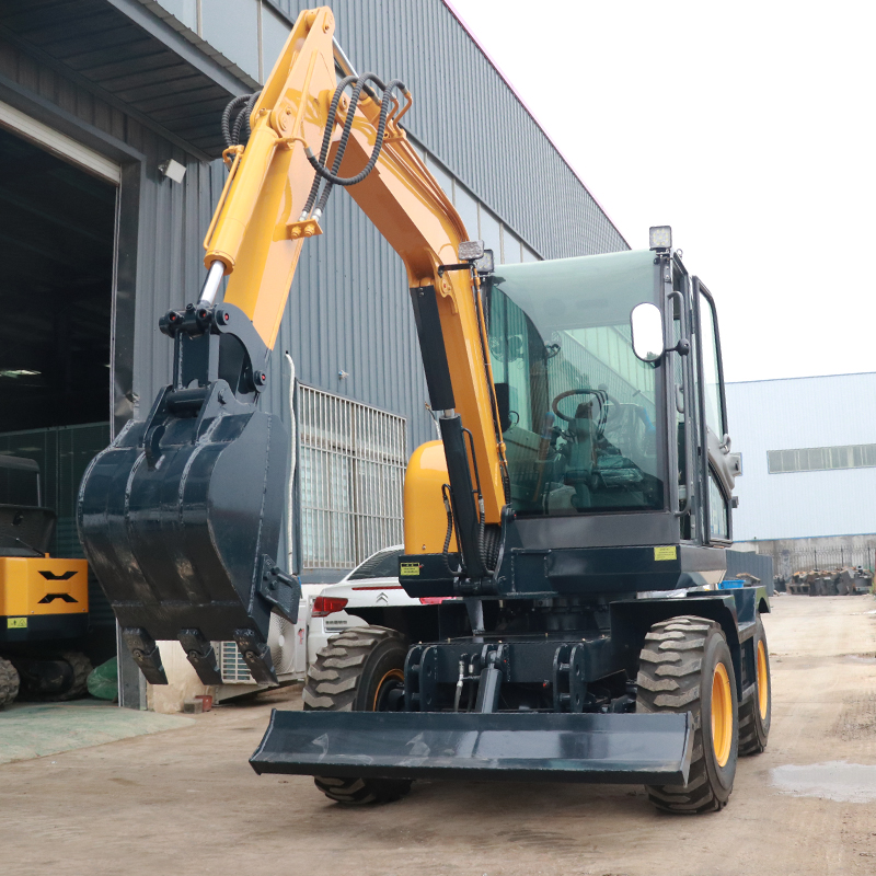 Wheel excavator loading sugarcane grab, four-wheel drive self unloading grab, 30 small excavator